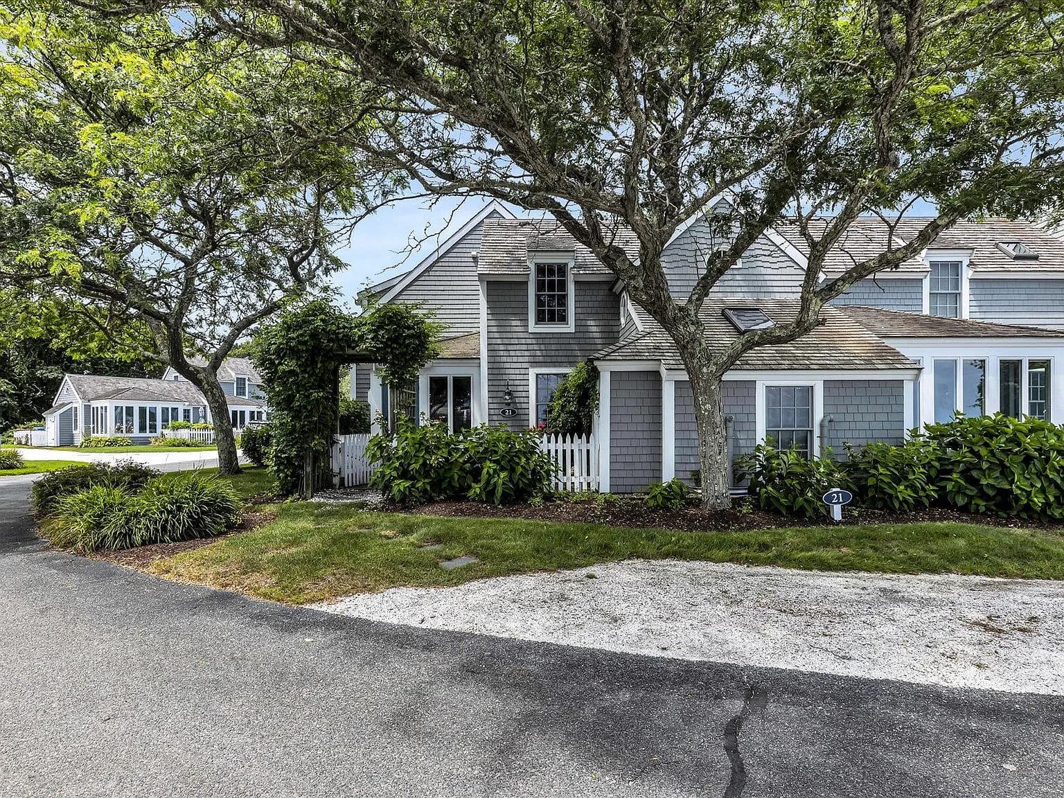 21 Milestone Way UNIT 620 - Photo 2