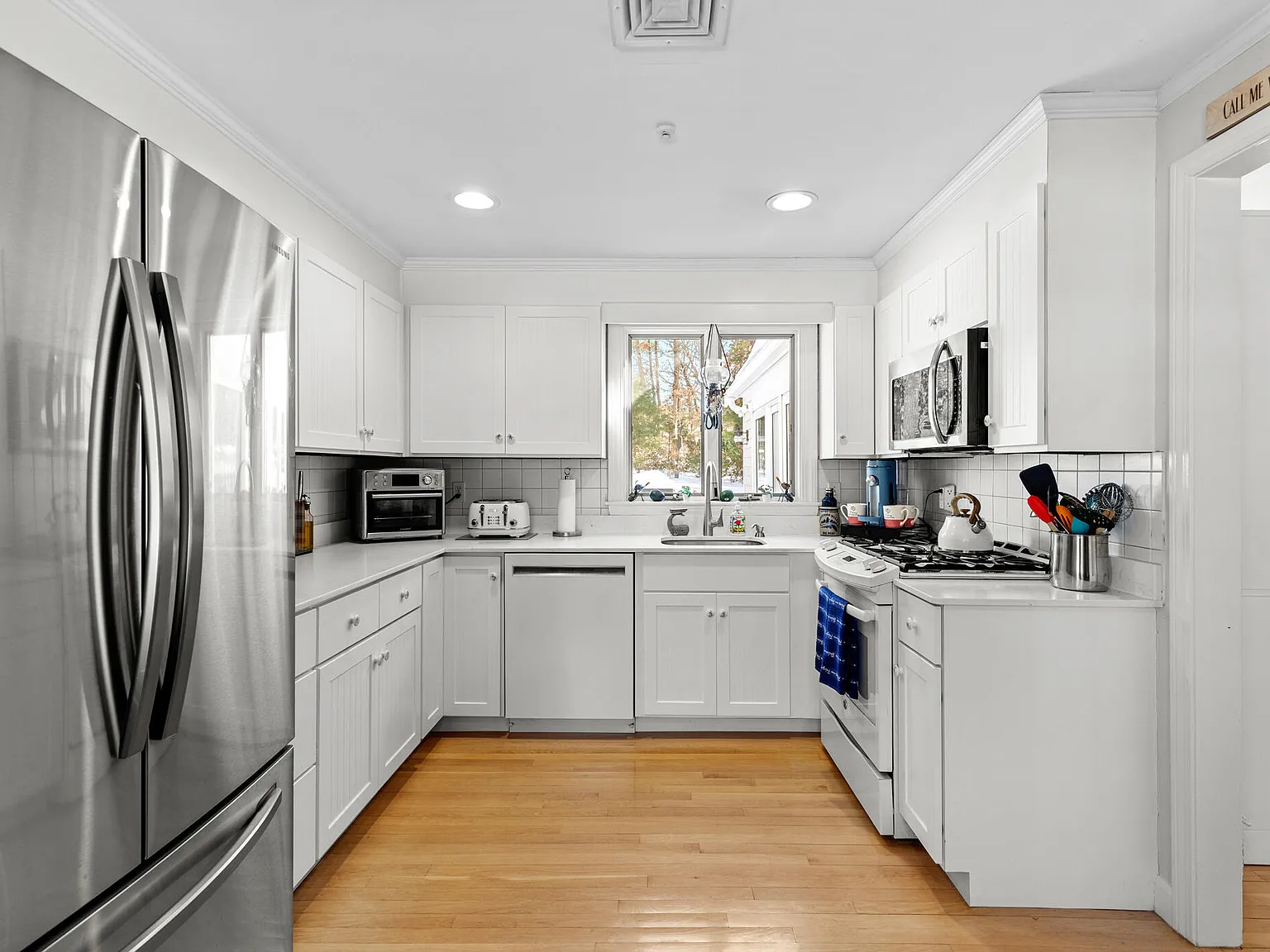 1415 Old Post Road - Photo 2