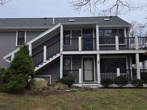 190 Rt 6A APT 9B, Orleans