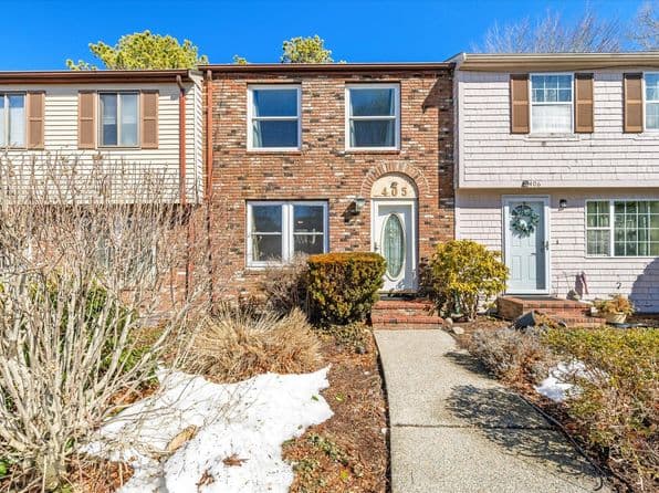 405 Village Drive UNIT 405, Buzzards Bay