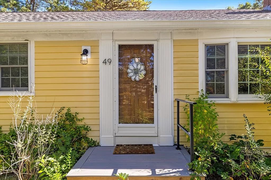 49 Village Ln - Photo 5