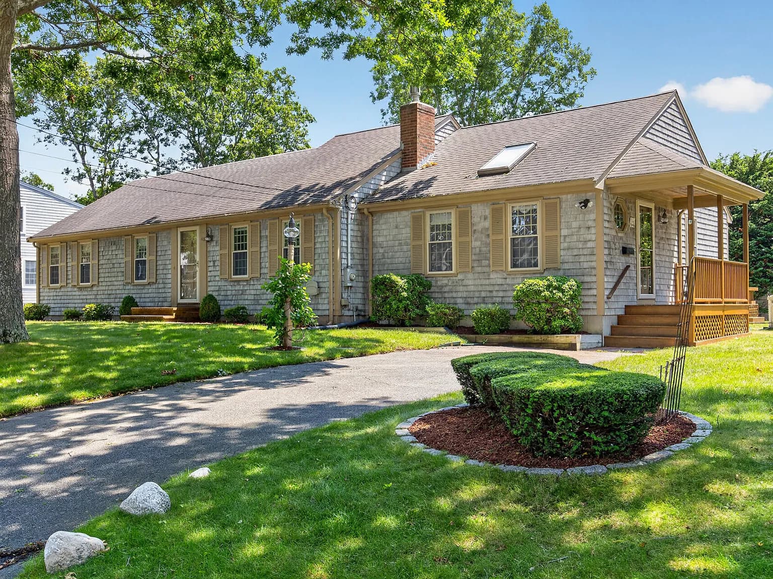 40 Cooper Road, East Falmouth