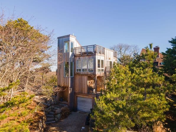 9 Thistlemore Road, Provincetown