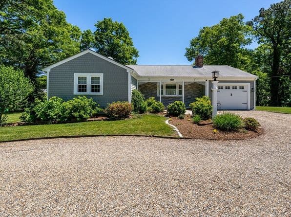 318 Airline Rd, South Dennis