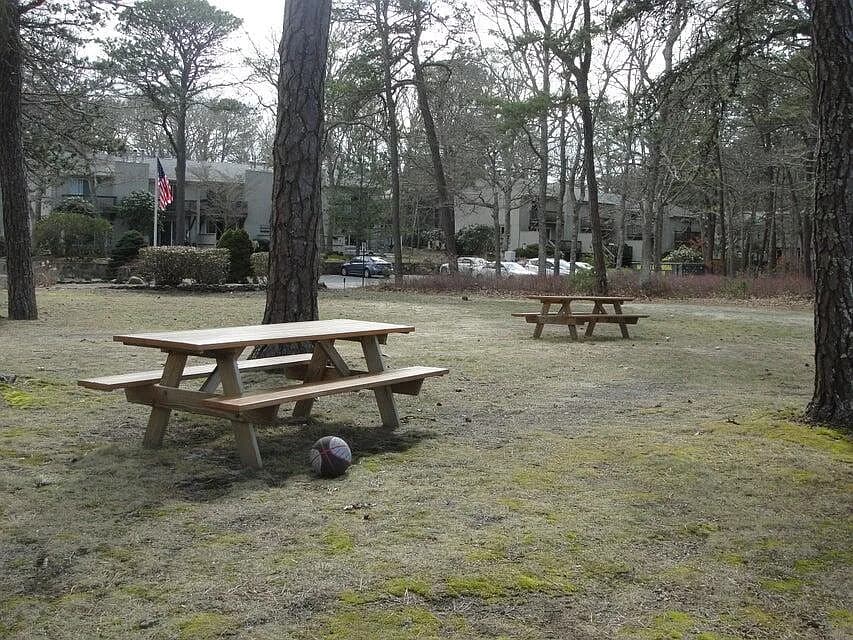 300 Buck Island Road APT 21B - Photo 1