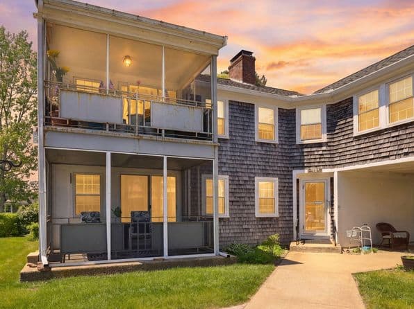 221 Upper County Road UNIT 106, Dennis Port