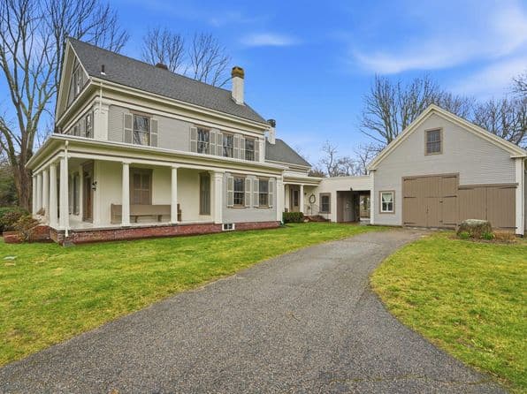 194 Center Street, Yarmouth Port