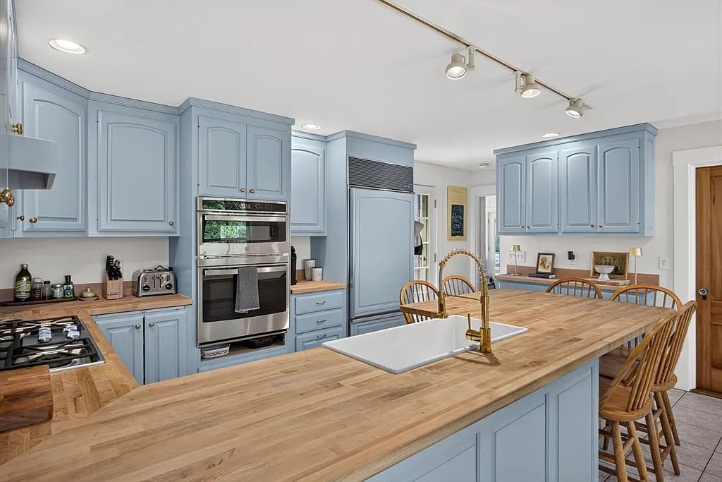 190 Belmont Rd - Photo 6