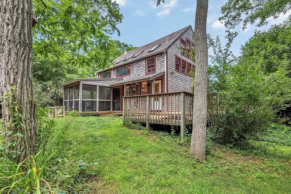 390 Route 6a #B, East Sandwich