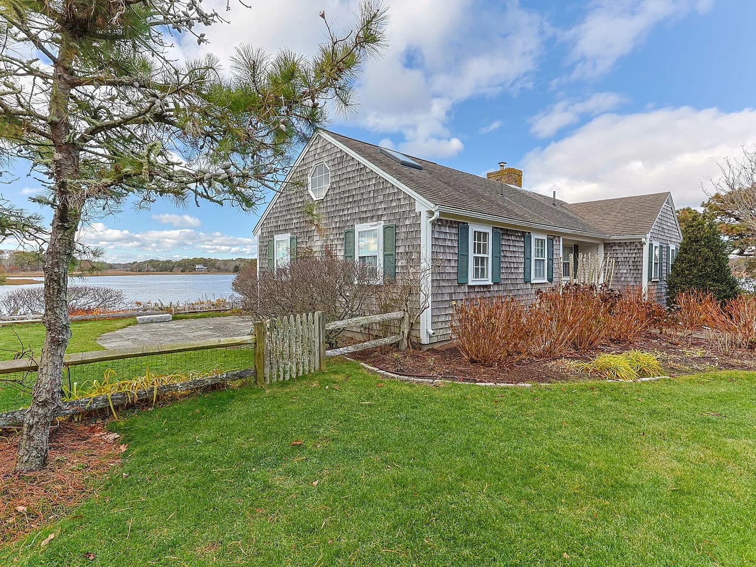 78 Indian Trail - Photo 1