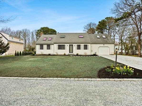 67 Whippoorwill Cir, Mashpee
