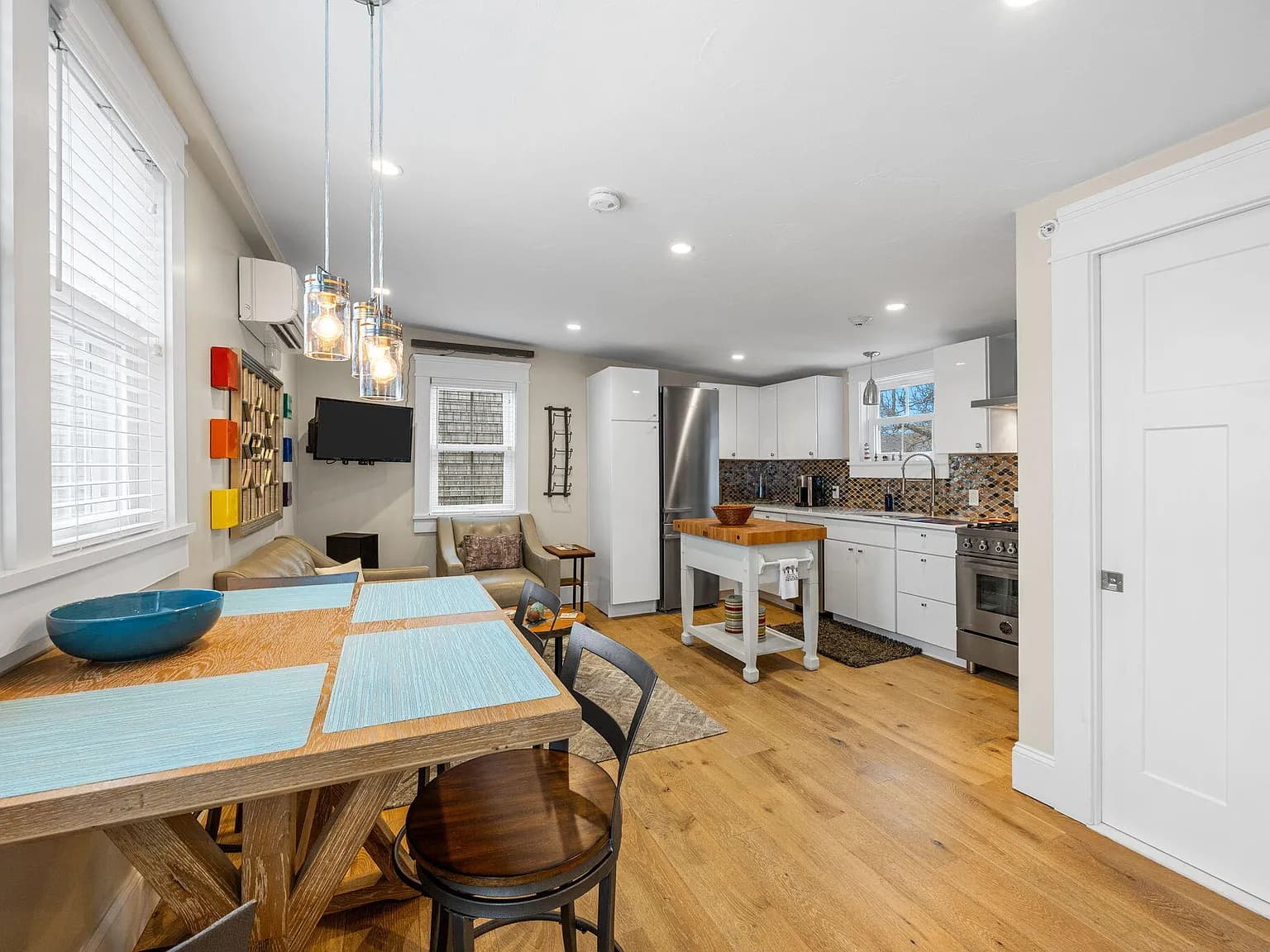 9A Conwell Street #4 - Photo 3