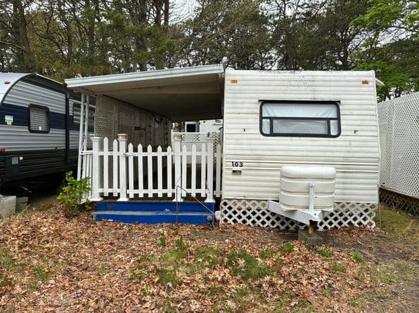 698 Willow St. #103, South Yarmouth