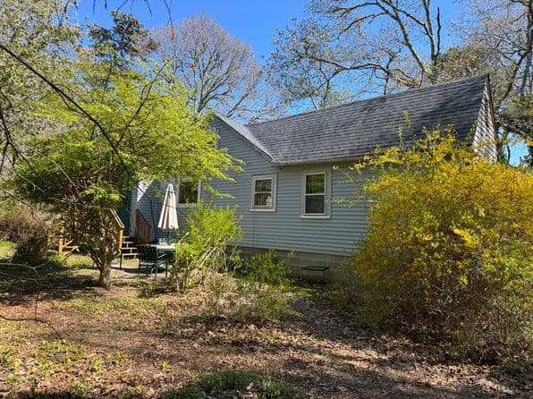 199 Telegraph Road, Dennis Port