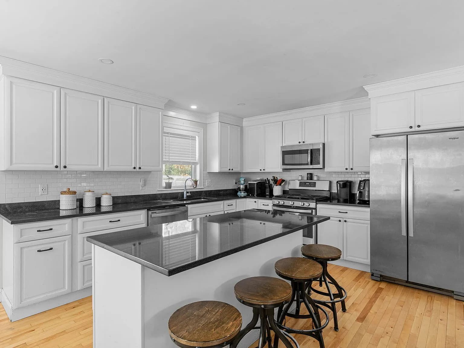 1597 Santuit-Newtown Road - Photo 1