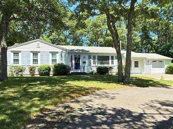 205 Highbank Road, South Yarmouth