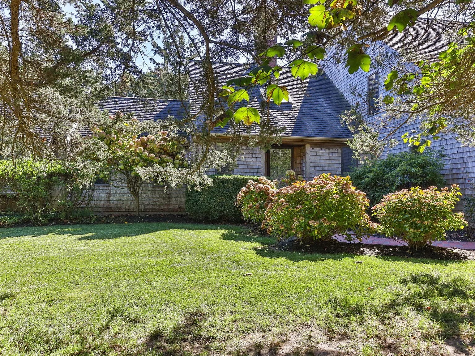 25 Twin Rocks Drive - Photo 1