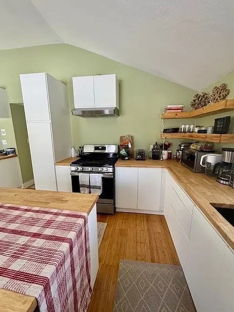 26 Highland St - Photo 6