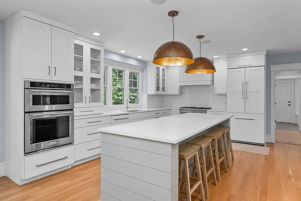 239 Oxford Dr - Photo 4