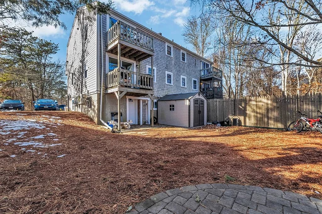 22-24 Wildwood Path - Photo 5