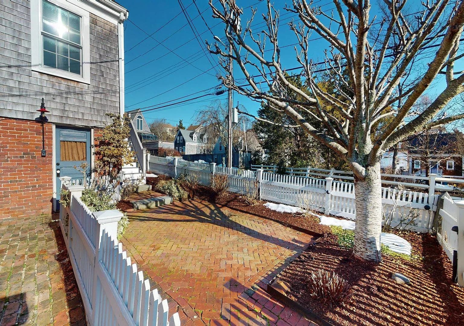 12 Franklin Street UNIT 2 - Photo 1