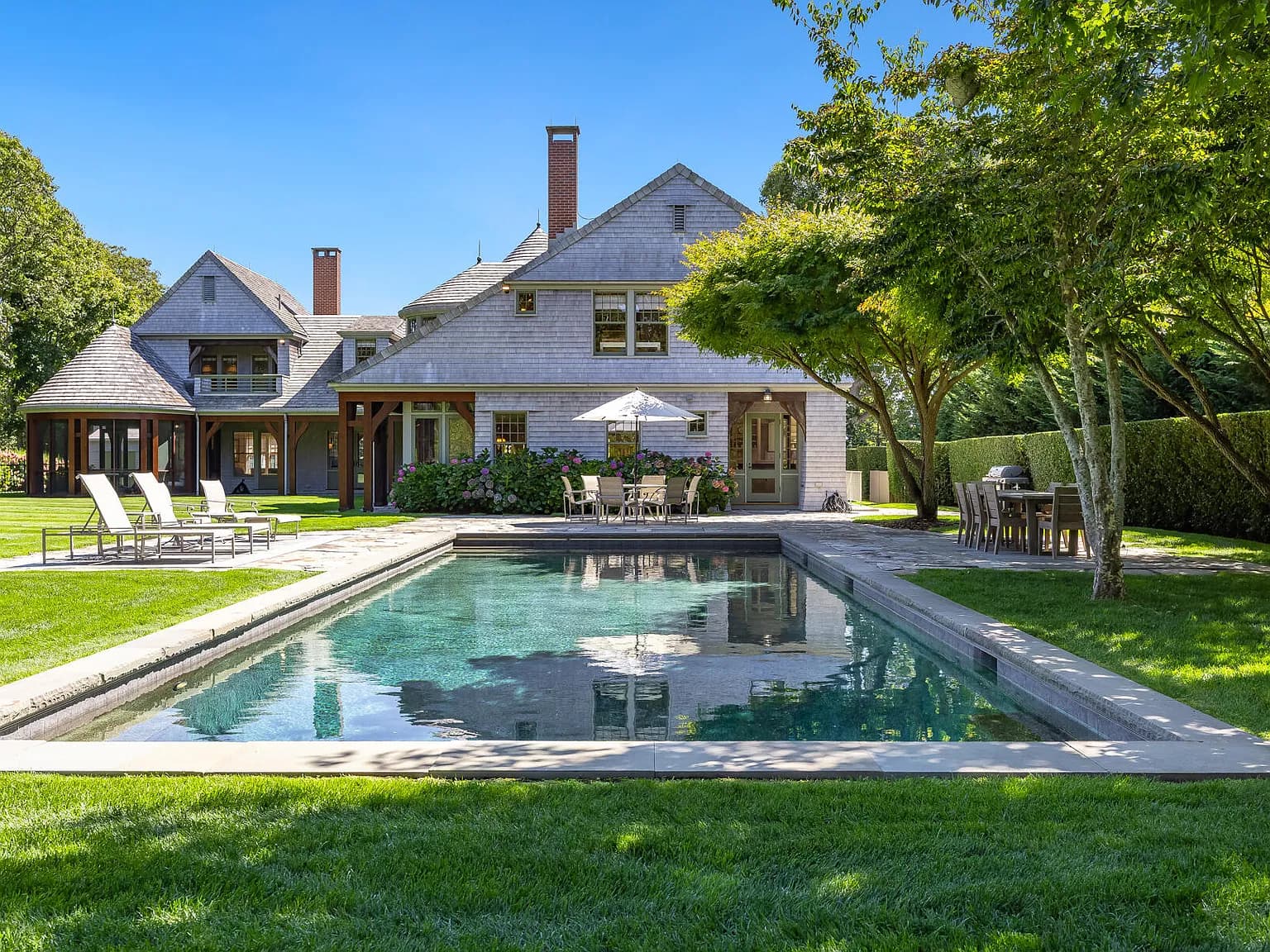 850 Sea View Avenue - Photo 2