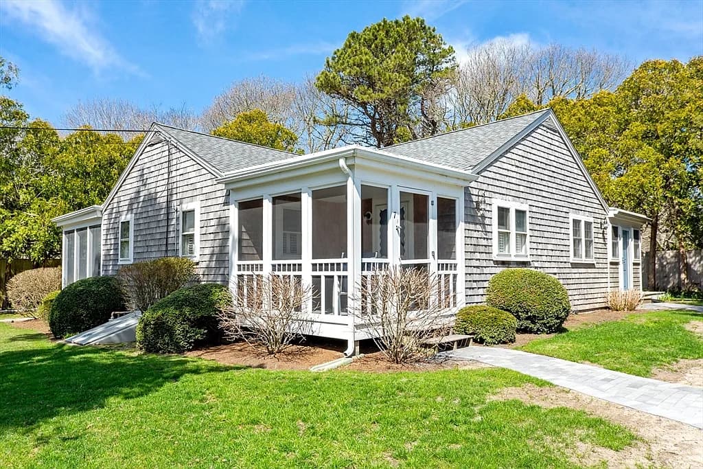 558 Craigville Beach Rd #7, Barnstable
