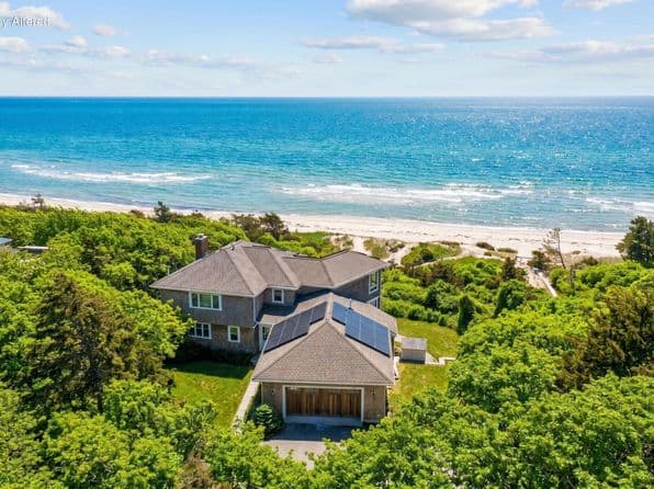 142 Greely Avenue, West Hyannisport
