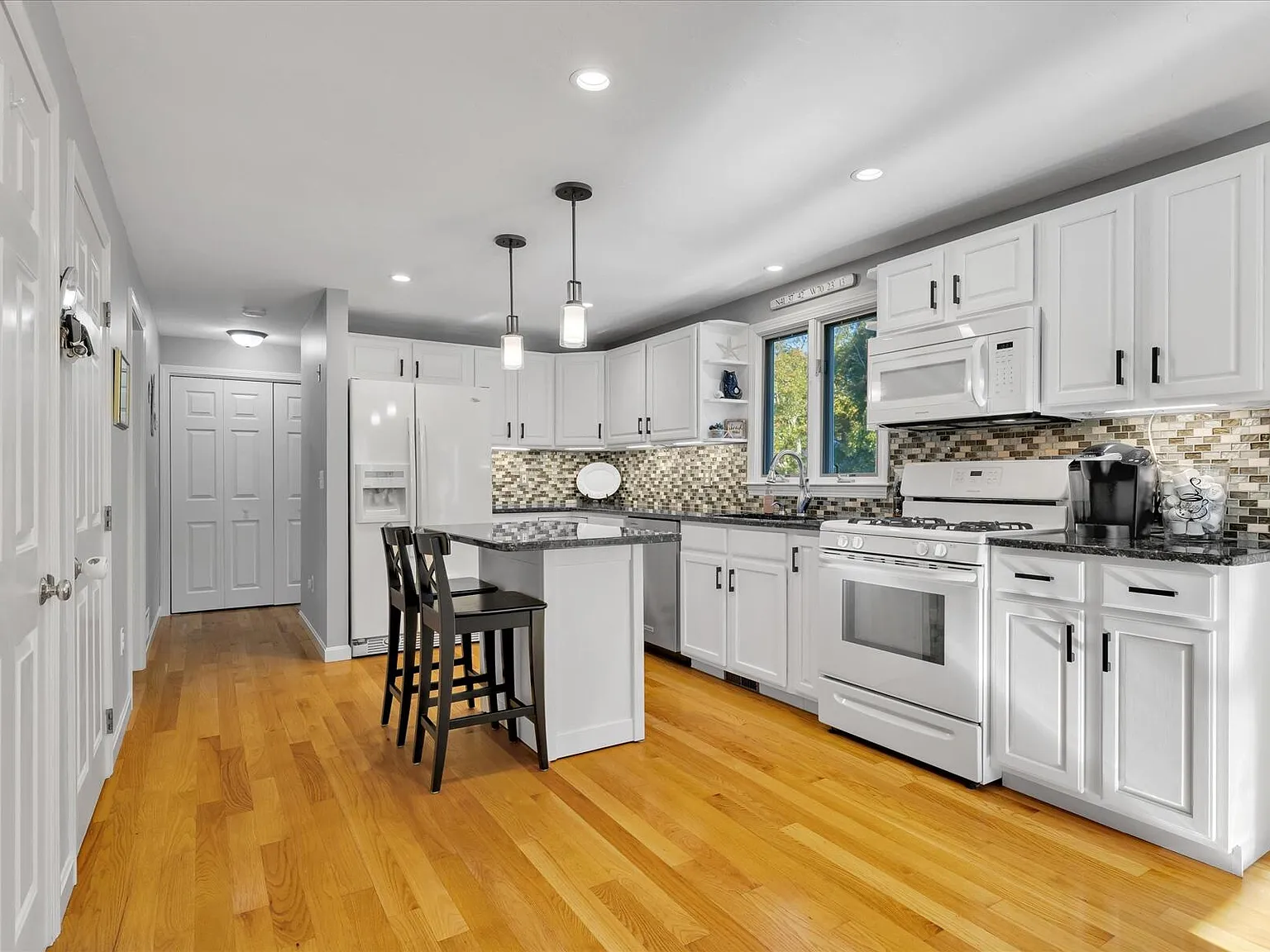 40 Waterfield Road - Photo 4