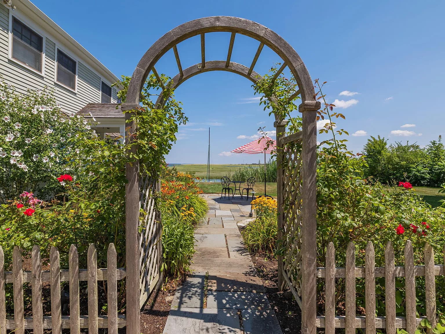 7 Sunrise Lane - Photo 1