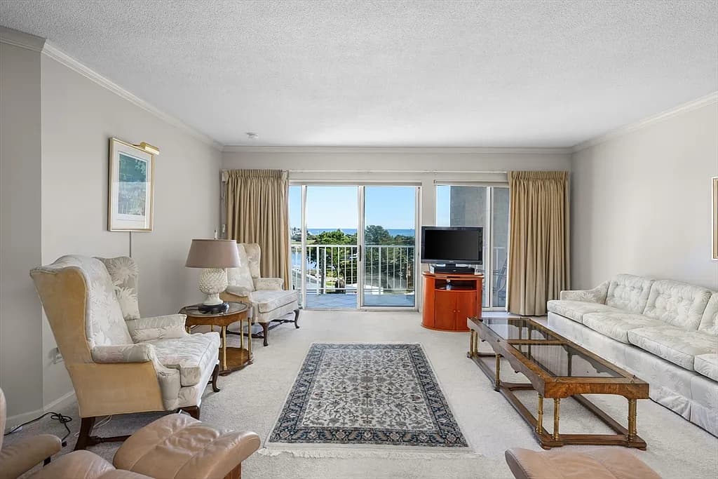 1 Belmont Rd #630 - Photo 6