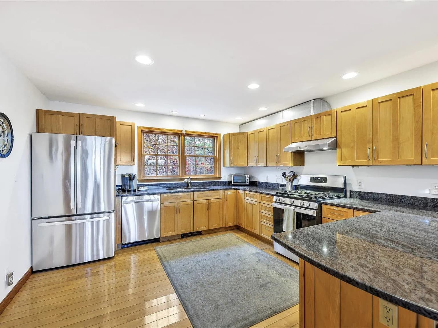 128 Shore Road - Photo 4