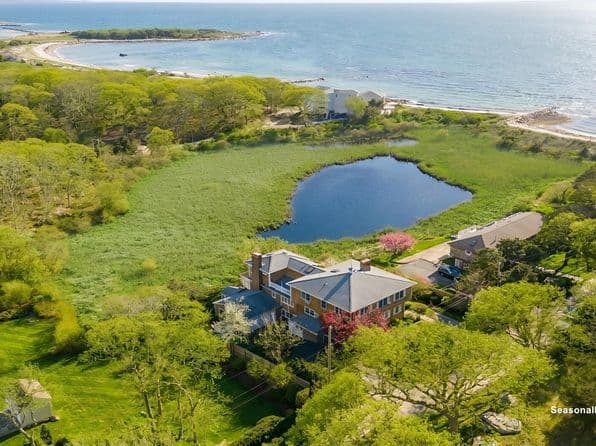 38 Nemasket Road, Falmouth