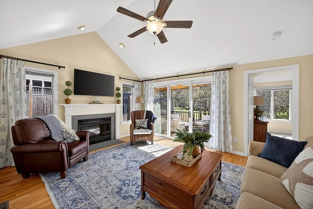 24 W Woods Cir #24 - Photo 1