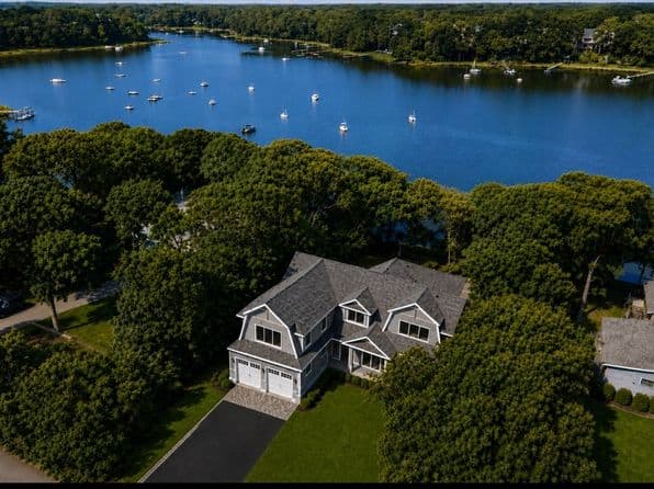 640 Poponessett Rd, Barnstable