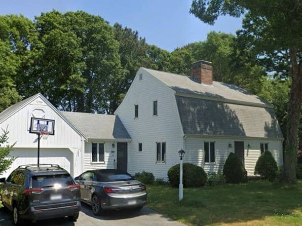 20 Deerfield Rd, Osterville