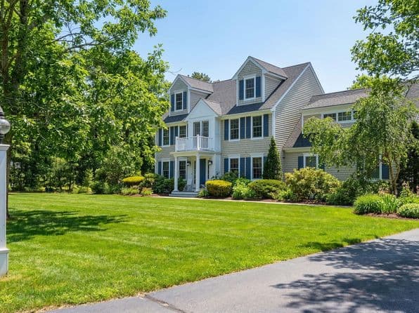 1 Anthony's Way, Mashpee