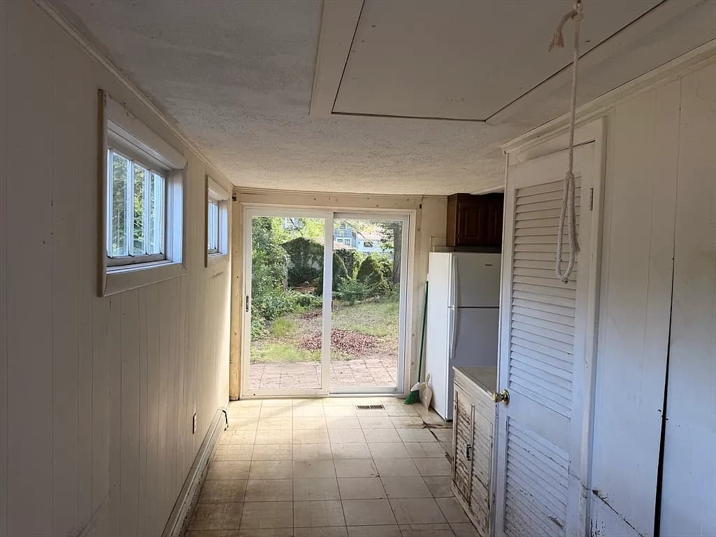 16 Lake Rd - Photo 4