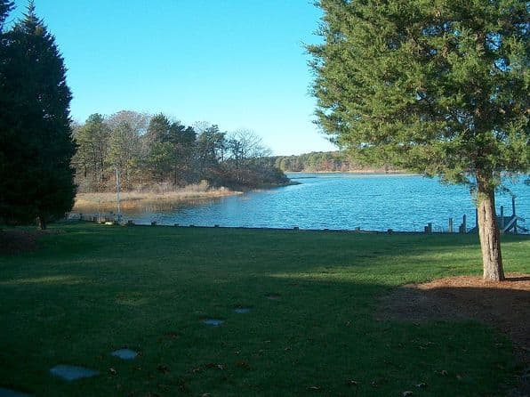 429 High Bank Rd, South Yarmouth