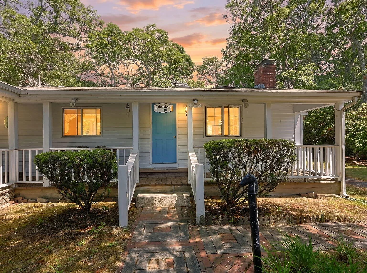 166 James Circle, Mashpee