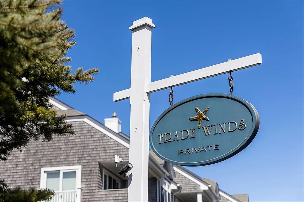 780 Craigville Beach Rd, Barnstable