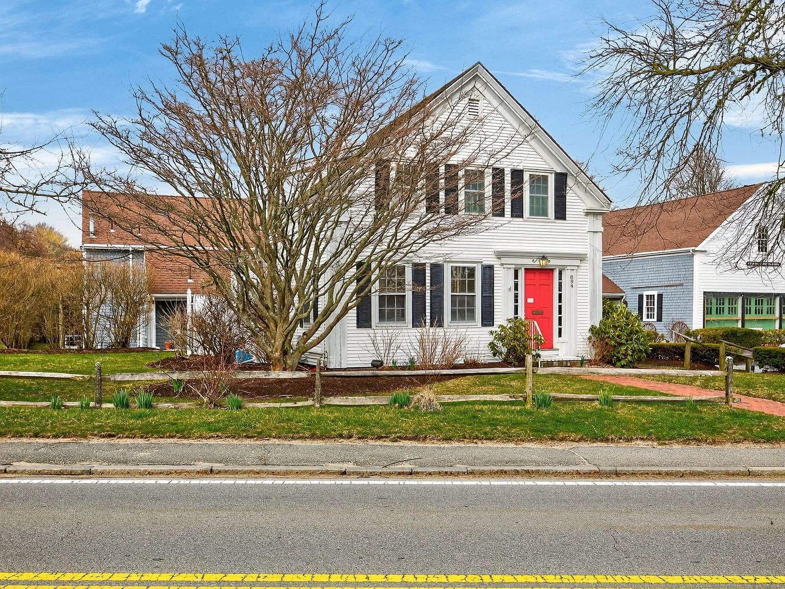 6-894 Munson Meeting Way, Chatham