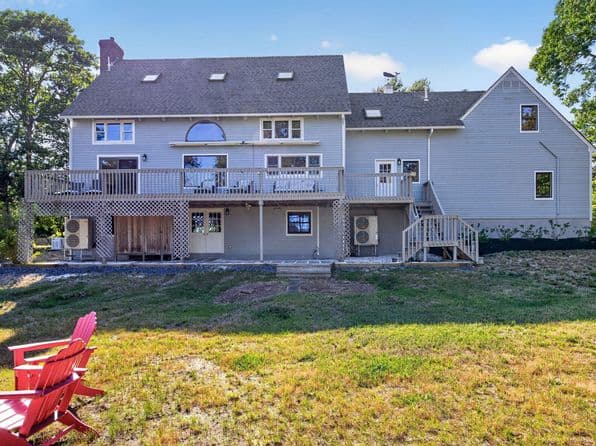 19 Aunt Debby's Road, Dennis Port