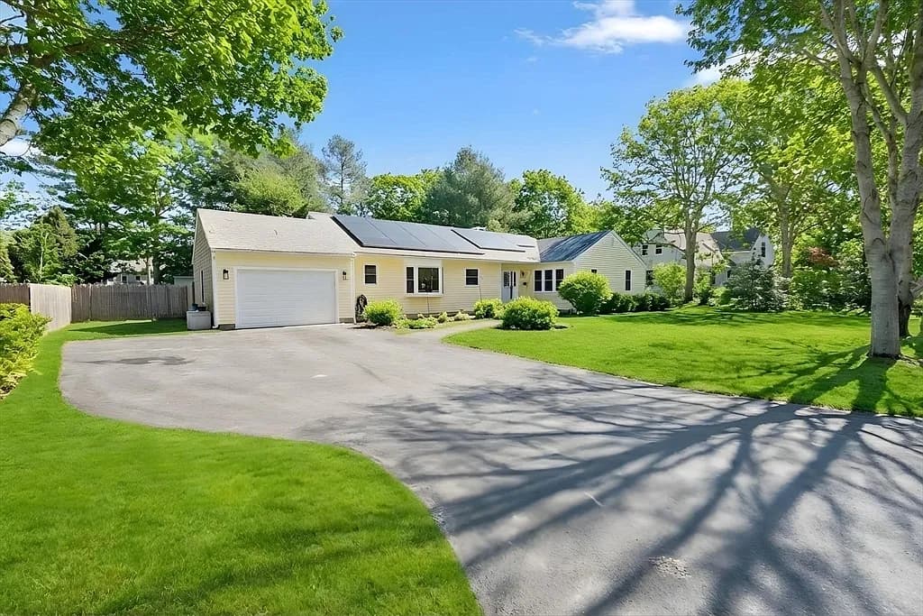 11 Watson Dr - Photo 1