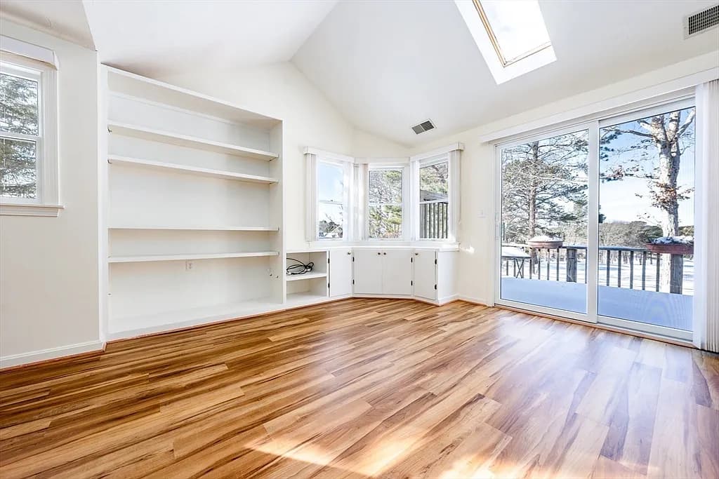 8 Oak Gln #N - Photo 4