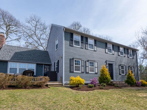 55 Westmoreland Drive, Falmouth