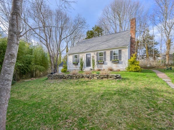 4332 Main Street, Barnstable