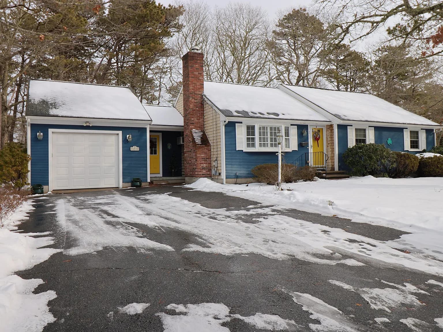 2 Beaver Dam Way - Photo 1