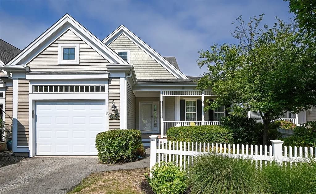 16 Amberwood Ct #16 - Photo 2