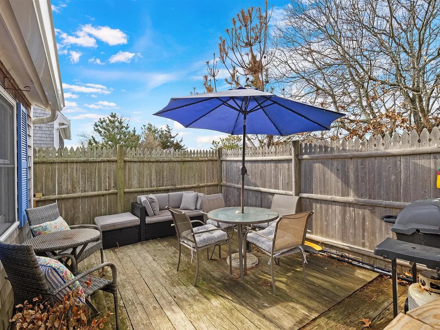 174 N Shore Boulevard UNIT 1 - Photo 4